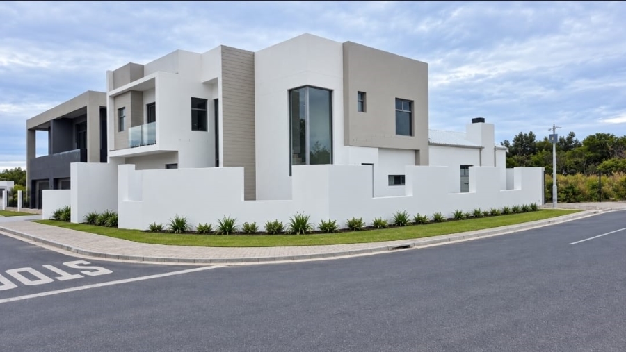 4 Bedroom Property for Sale in Sandown Western Cape